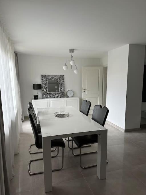 Luxury Apartment Marz ชวาเนา ภายนอก รูปภาพ